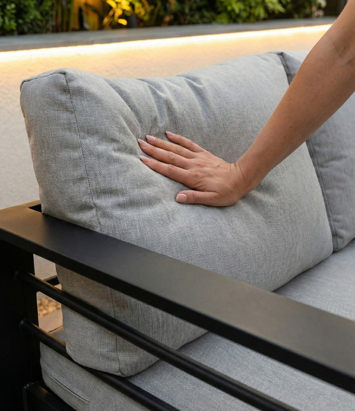 Aluminium 3 + 2 + 1 + 1 + Fire Pit Table Garden Furniture Sofa Set in Black and Grey